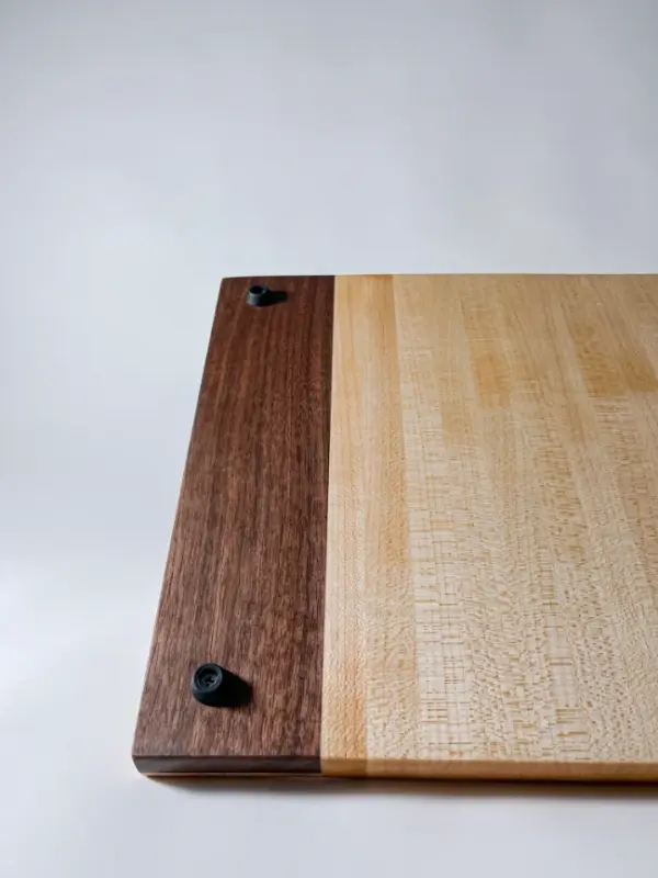 Maple edge grain cutting board with knife storage