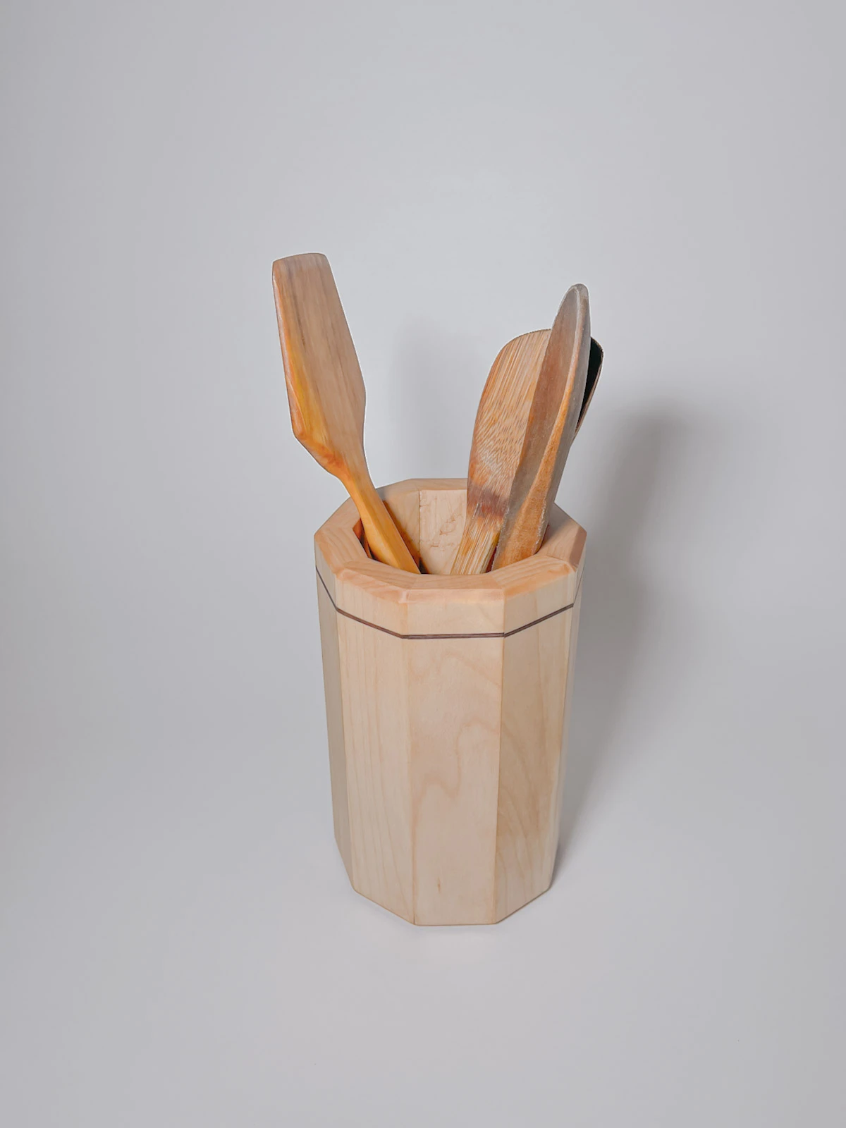 Maple wood kitchen utensil holder with walnut strip Maple wood kitchen utensil holder with walnut strip - image 6