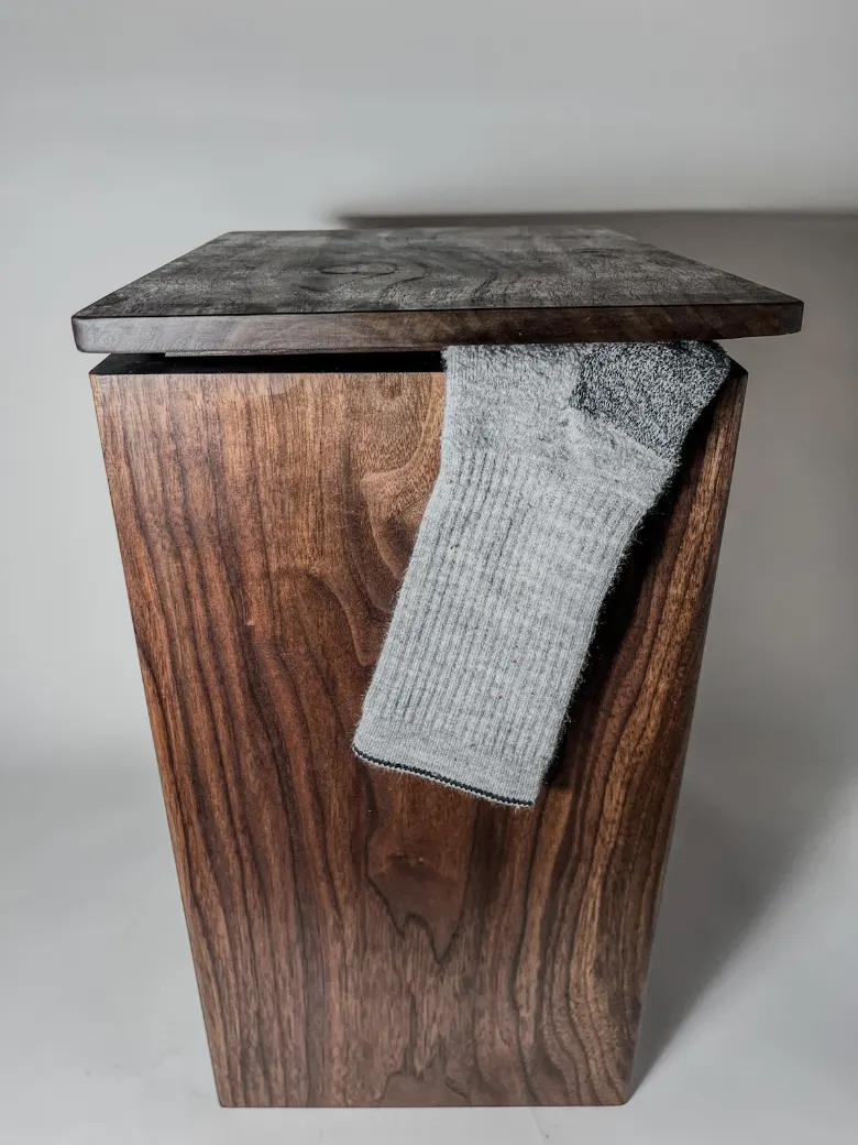 Walnut wooden laundry hamper with lid Wooden laundry hamper