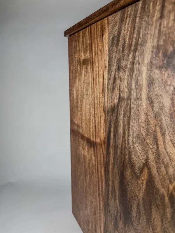 Walnut wooden laundry hamper with lid Wooden laundry hamper