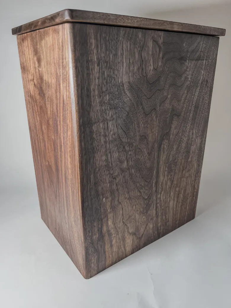 Walnut wooden laundry hamper with lid Wooden laundry hamper